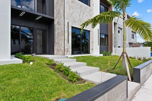 843-843 Sw 14th Ct, Fort Lauderdale, FL, 33315-1456 | Card Image