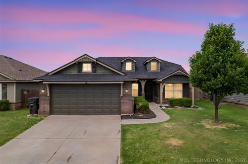 10904 N 117th Eastplace, Owasso, OK, 74055 | Card Image