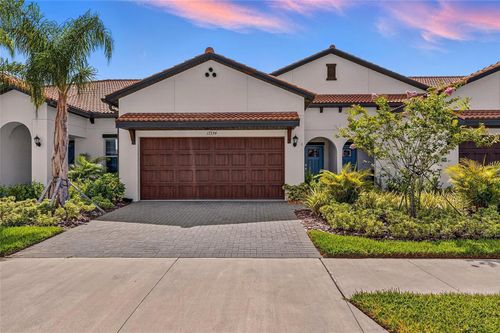 17334 Holly Well Ave, WIMAUMA, FL, 33598-2257 | Card Image