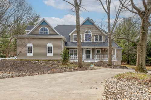 3040 Dunes Valley Path, Stevensville, MI, 49127-9367 | Card Image