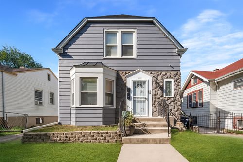 10044 S La Salle St, Chicago, IL, 60628-2018 | Card Image