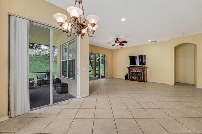 7562 Starfish Reef Ln, House other with 3 bedrooms, 2 bathrooms and null parking in Lake Worth FL | Image 82
