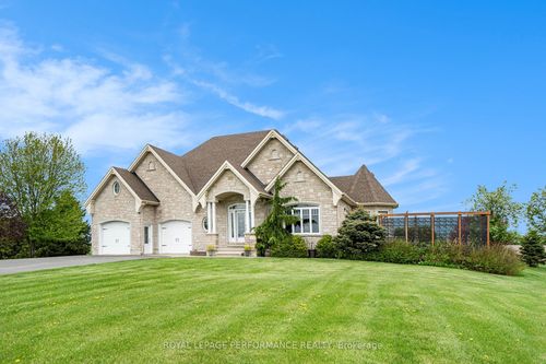 1218 Rte 800 E, St. Albert, ON, K0A3C0 | Card Image