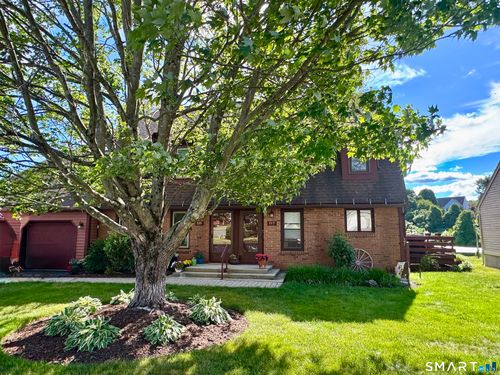 117-117 Colonial Hill Dr, Wallingford, CT, 06492-3468 | Card Image
