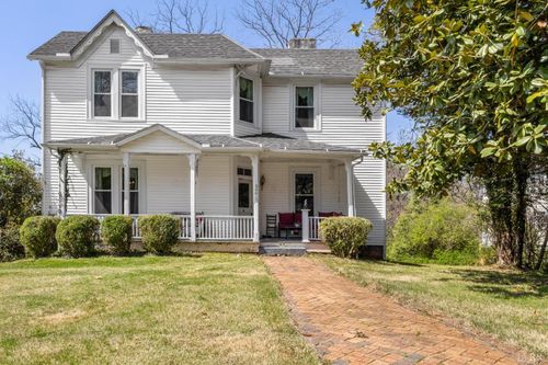 236 S Main St, Chatham, VA, 24531-5568 | Card Image