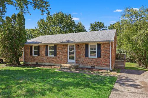 1082 Trent Blvd, Lexington, KY, 40517-3035 | Card Image