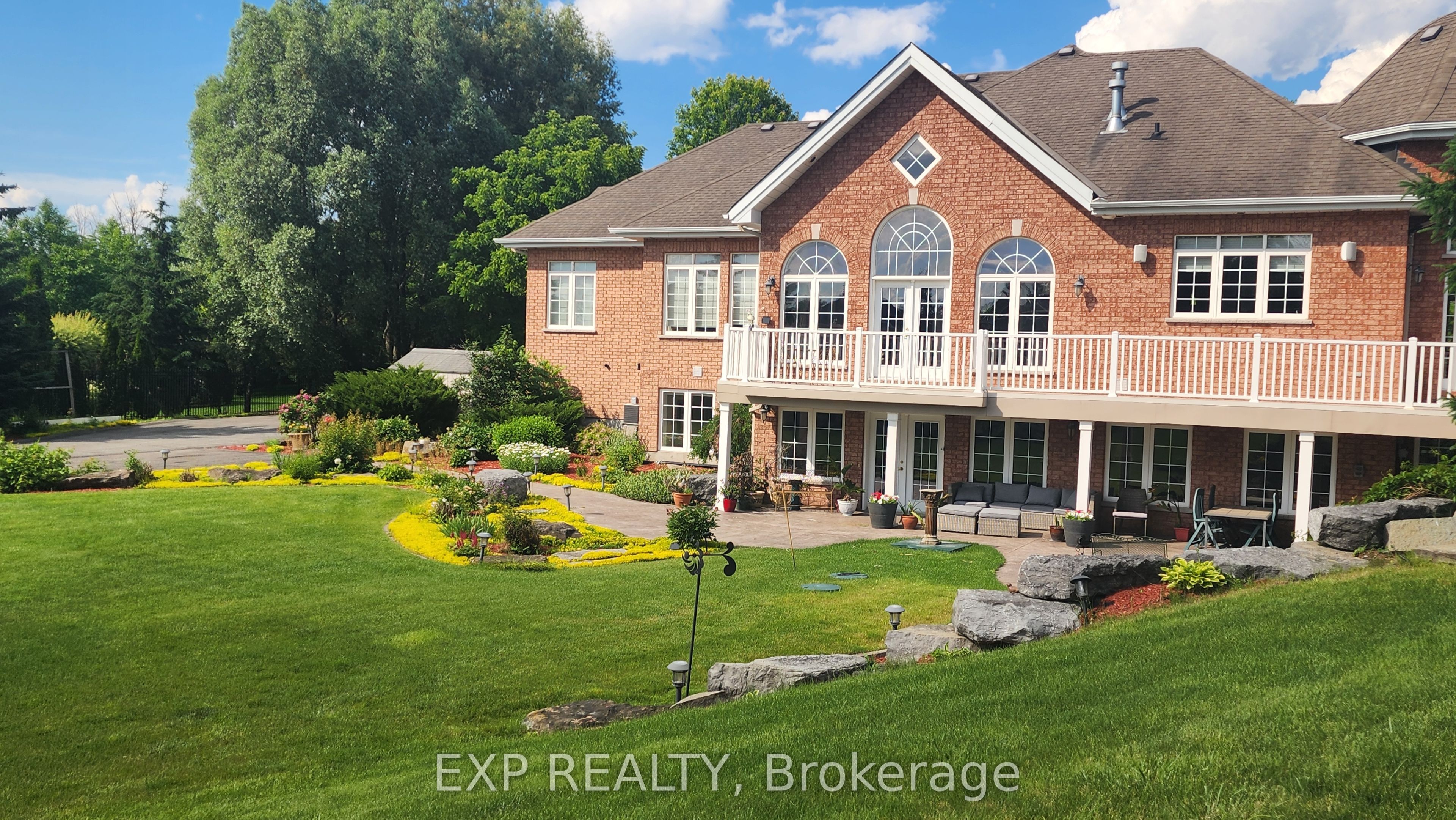 Residential in Blossom Park - Airport and Area 3