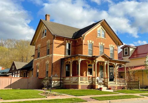 629 Main St, Mc Gregor, IA, 52157-8776 | Card Image