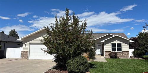2817 Glen Oak Dr, Montrose, CO, 81401-5390 | Card Image