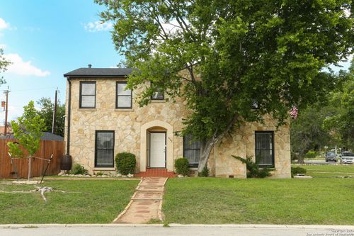 1002 Kampmann Blvd, San Antonio, TX, 78201-4430 | Card Image