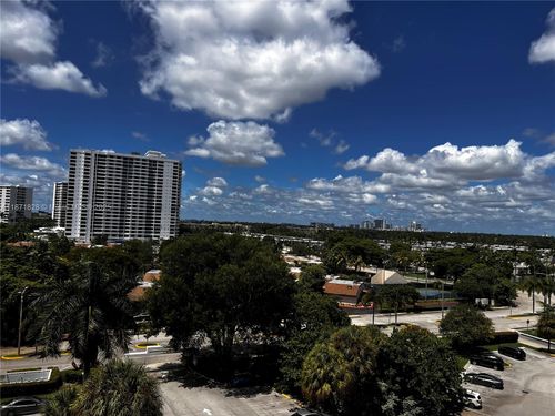 apt-811-400 Leslie Dr, Hallandale Beach, FL, 33009-2968 | Card Image