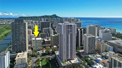701-435 Seaside Ave, Honolulu, HI, 96815-2611 | Card Image