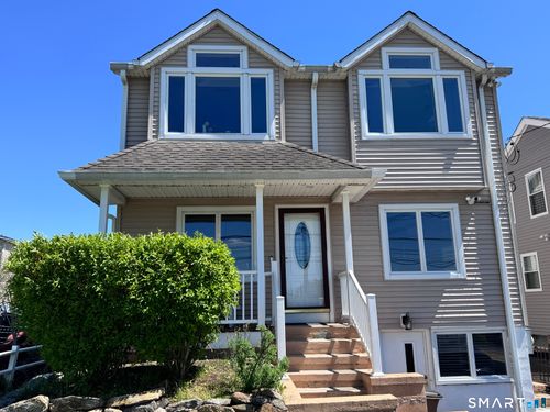 556 Fairfield Ave, Stamford, CT, 06902-7525 | Card Image