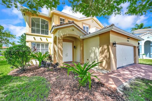 2784 Sw 129th Ter, Miramar, FL, 33027-3852 | Card Image