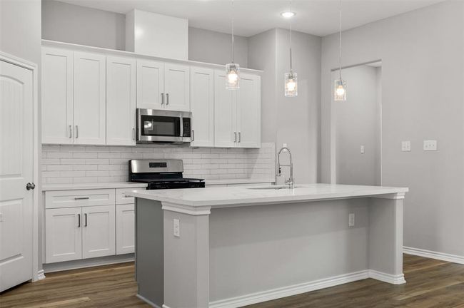 Similar Home - Island Kitchen | Image 7