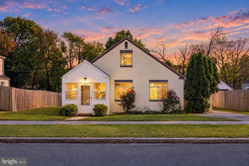 1911 Kent Drive, CAMP HILL, PA, 17011 | Card Image