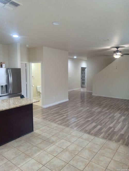 7618 Paraiso Pt, Boerne, TX, 78015-4885 | Card Image
