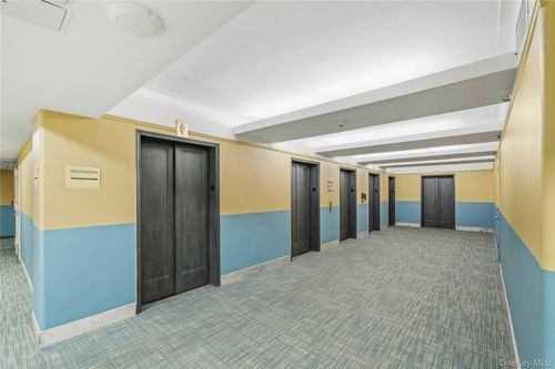 16 Pennsylvania Plz, New York, NY, 10001 | Card Image