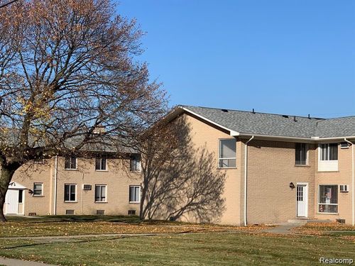 221-19220 Wick Rd, Allen Park, MI, 48101-1485 | Card Image