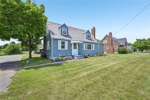 4065 Airport Rd, Allentown, PA, 18109-9450 | Card Image
