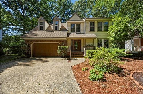 2202 Buckingham Green, Newport News, VA, 23602 | Card Image