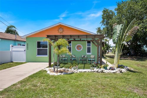 6503 Lonnie Lee Ln, HUDSON, FL, 34667-1374 | Card Image