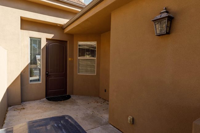 2020 N Pebble Beach Dr- Unbranded (4 of | Image 4