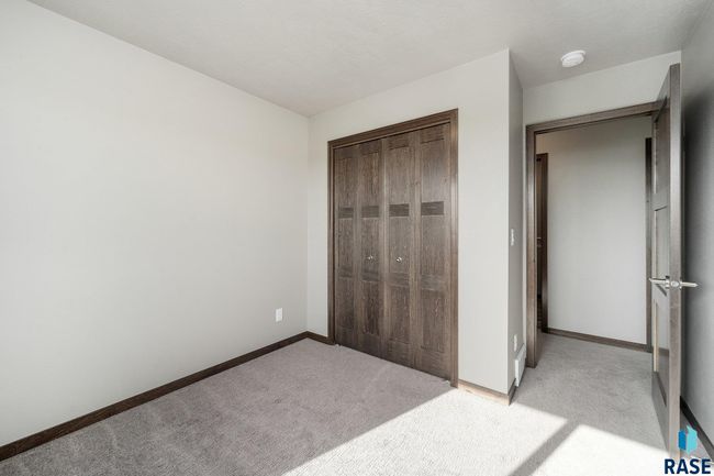 804 N Juniper St, House other with 3 bedrooms, 2 bathrooms and null parking in Lennox SD | Image 17