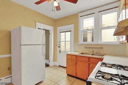 155 Bullman St, Phillipsburg, NJ, 08865-2372 | Card Image