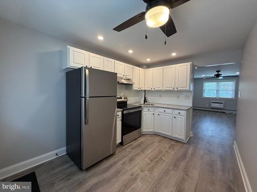 apt-2-325 Susquehanna Ave, LANSDALE, PA, 19446-3644 | Card Image