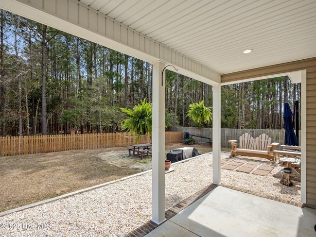 305 Big Pine Ct, House other with 3 bedrooms, 3 bathrooms and 2 parking in Hubert NC | Image 35