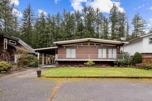 650 Mountain View Rd, Cultus Lake, BC, V2R4Z6 | Card Image
