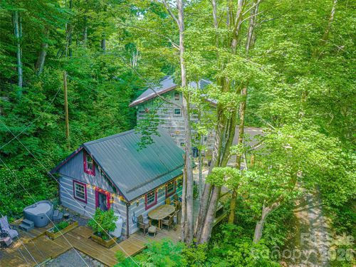 311 Old Sawmill Rd, Burnsville, NC, 28714-7515 | Card Image