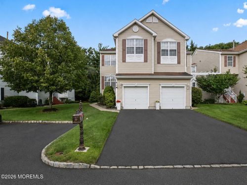 53 Cheyenne St, Tinton Falls, NJ, 07712-7753 | Card Image
