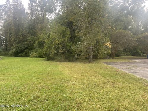 6332 Quiet Country Ln, Jacksonville, FL, 32218 | Card Image
