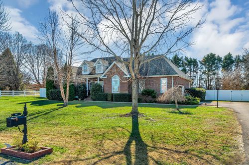 17 Favre Cir, Winchester, TN, 37398-5315 | Card Image