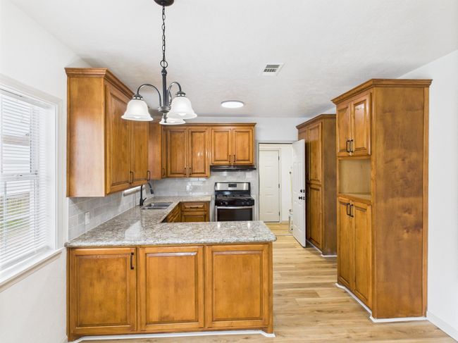 1832 19 Th St, House other with 2 bedrooms, 1 bathrooms and null parking in Port Arthur TX | Image 6