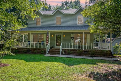 3710 Applewood Rd, Randleman, NC, 27317-7706 | Card Image
