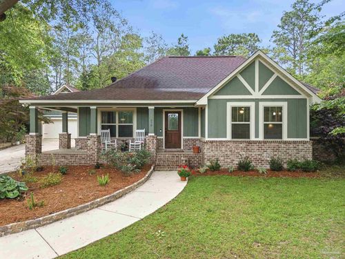 978 Candy Ln, Cantonment, FL, 32533-6986 | Card Image