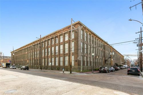 187-920 Poeyfarre St, New Orleans, LA, 70130-3848 | Card Image