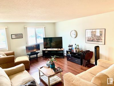 302 - 14530 52 St Nw, Condo with 3 bedrooms, 1 bathrooms and null parking in Edmonton AB | Image 2