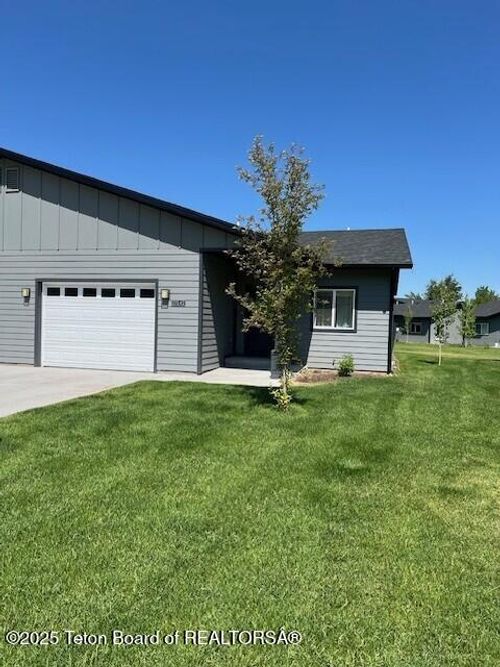 2-275 River Cir, Alpine, WY, 83128 | Card Image