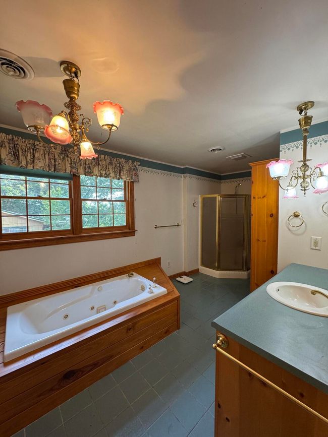 2452 Skyview Way, House other with 2 bedrooms, 2 bathrooms and null parking in Dandridge TN | Image 18