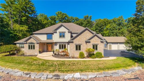 27 Dublin Dr, Elmira, NY, 14905-1252 | Card Image