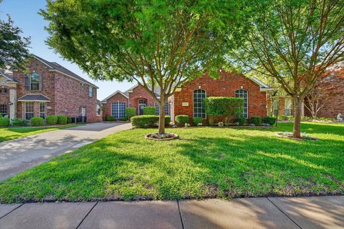 9506 Garrett Dr, Rowlett, TX, 75089-4847 | Card Image