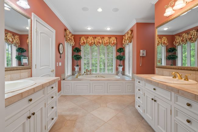 19890 M 60, House other with 4 bedrooms, 7 bathrooms and null parking in Three Rivers MI | Image 39