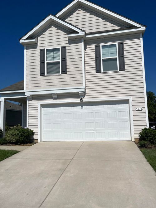 568 Woodland Farms Cir, Aynor, SC, 29511-3483 | Card Image