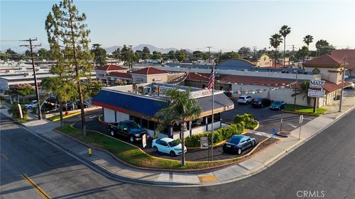 201 W Foothill Blvd, Rialto, CA, 92376 | Card Image