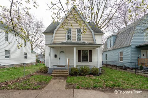 1528 Hamilton Ave, Grand Rapids, MI, 49504-3243 | Card Image