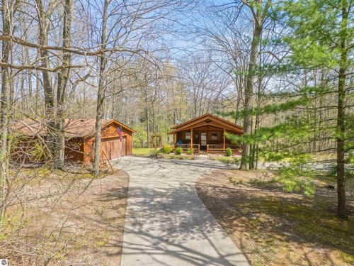 1541 Maple Point Road, Beaverton, MI, 48612 | Card Image